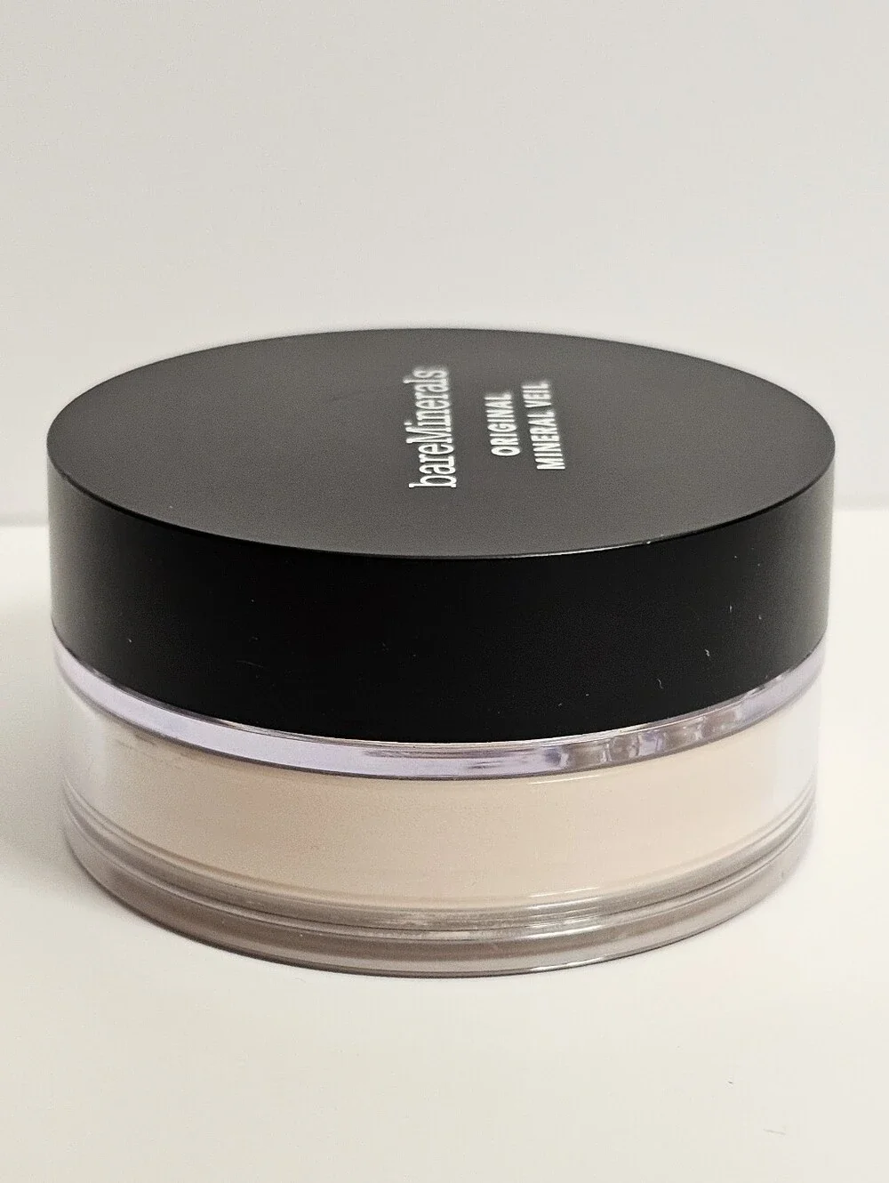 bareMinerals Mineral Veil Finishing Powder Original Translucent loose setting